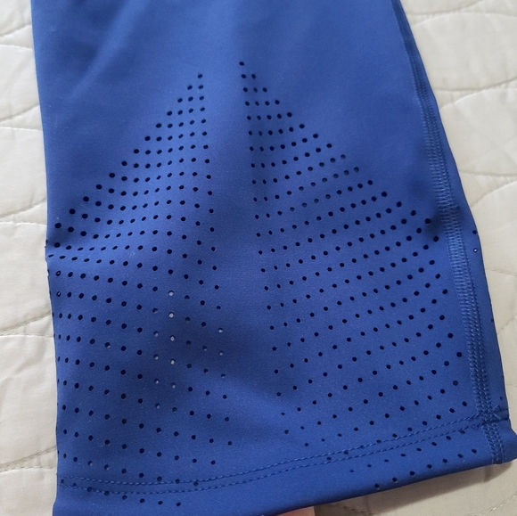 NWOT Women's Nike Running Crop Leggings - Blue, Size XXL - Picture 3 of 4